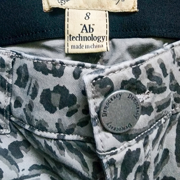 Democracy Ab Technology Pants – Leopard Print Stretch Skinny, Size 8 - Picture 3 of 5